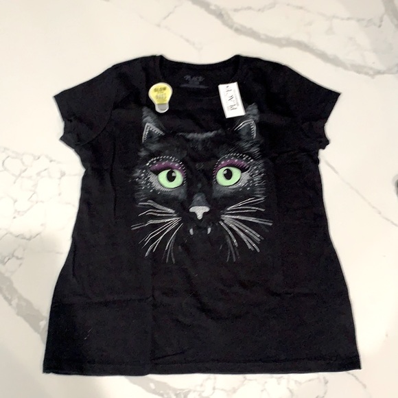 Black cat glow in dark shirt